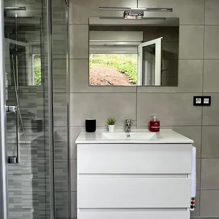 O Cobijo De Elva * Arou