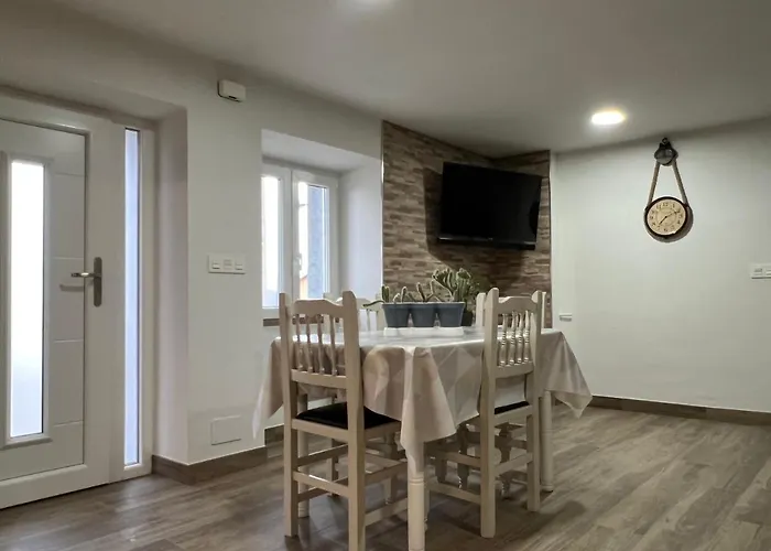 Prázdninový dům O Cobijo De Elva Arou