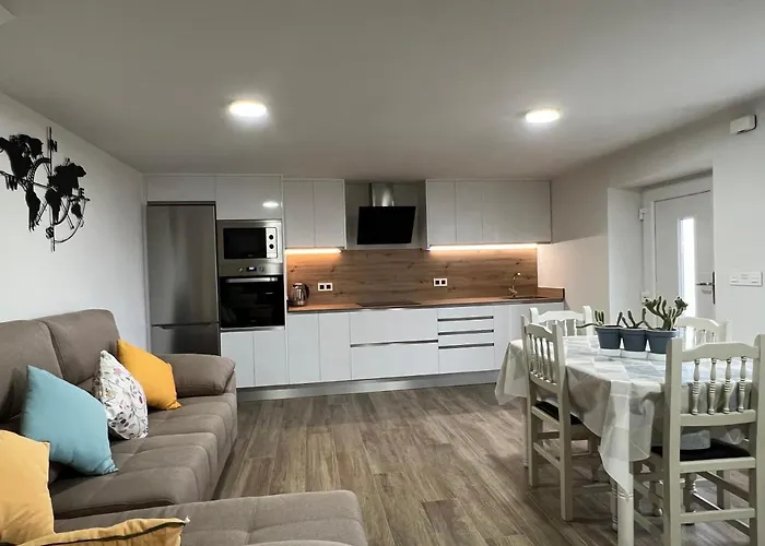 O Cobijo De Elva Arou